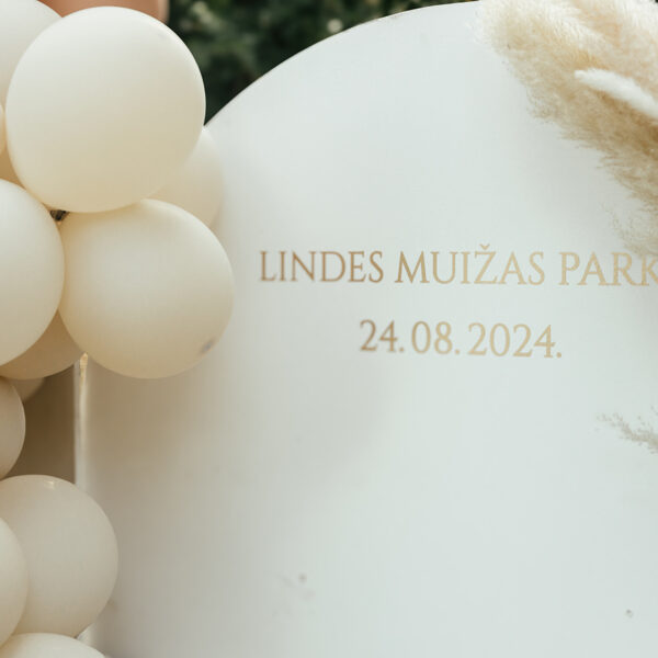 Zelta līmplēves dizains