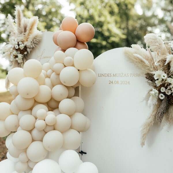 Zelta līmplēves dizains